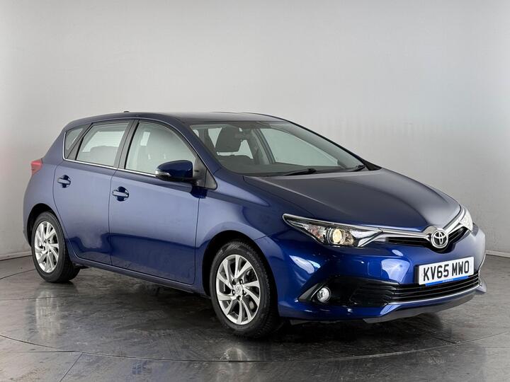 Toyota Auris 1.2 VVT-i Business Edition Euro 6 (s/s) 5dr Toyota Auris 1.2 VVT-i Business Edition Euro 6 (s/s) 5dr