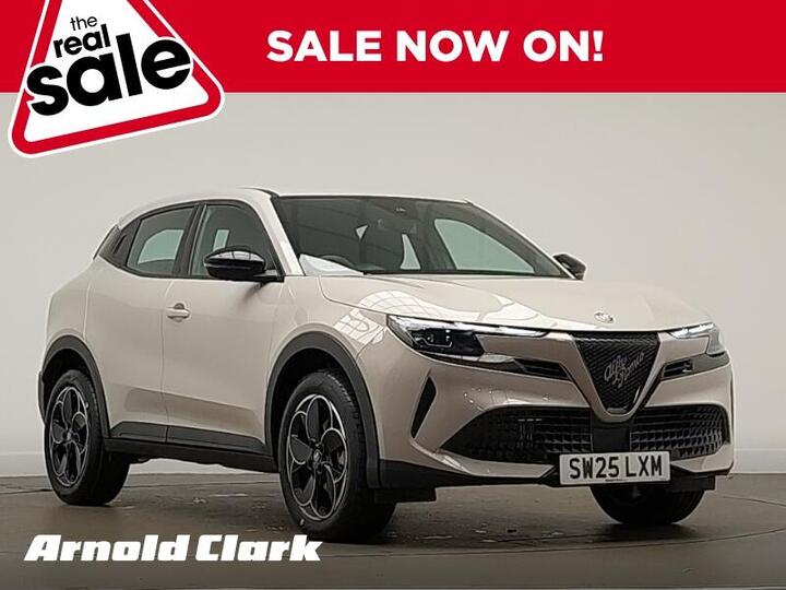 Alfa Romeo Junior 1.2 MHEV Ibrida E-DCT Euro 6 (s/s) 5dr