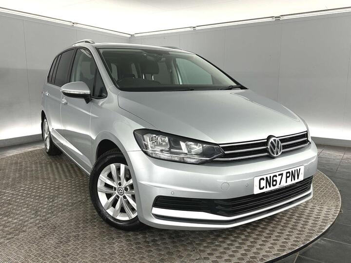 Volkswagen TOURAN 1.6 TDI SE Family DSG Euro 6 (s/s) 5dr Volkswagen TOURAN 1.6 TDI SE Family DSG Euro 6 (s/s) 5dr