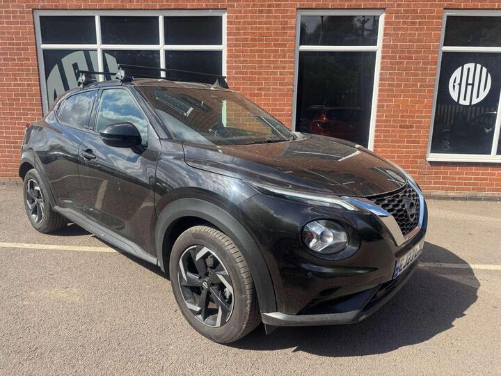 Nissan JUKE 1.0 DIG-T N-Connecta Euro 6 (s/s) 5dr
