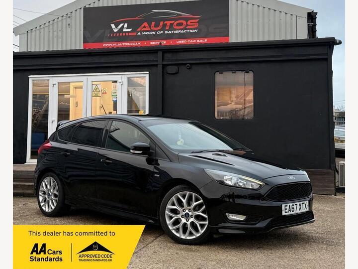 Ford Focus 1.0T EcoBoost ST-Line Euro 6 (s/s) 5dr