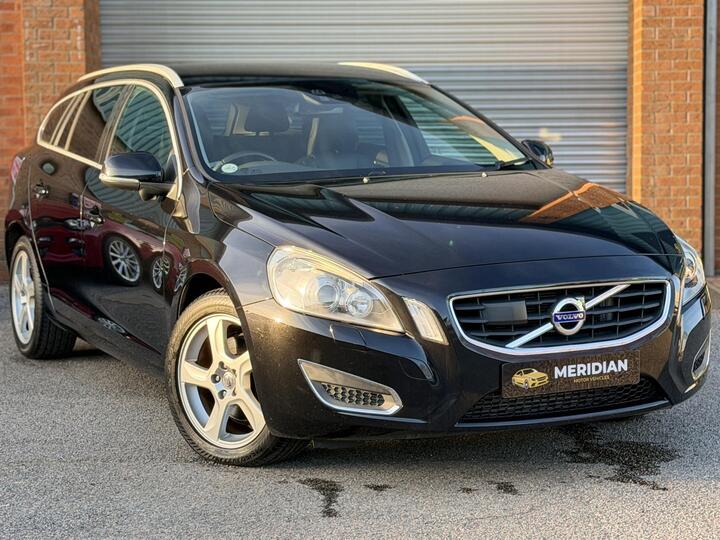 Volvo V60 1.6 T4 SE Lux Nav Estate 5dr Petrol Powershift Euro 5 (180 Ps)