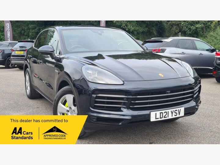 Porsche Cayenne 3.0 V6 E-Hybrid 14.1kWh TiptronicS 4WD Euro 6 (s/s) 5dr (3.6kW Charger)