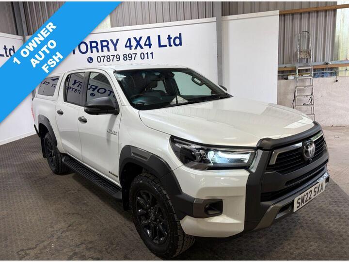 Toyota HILUX 2.8 D-4D Invincible X Auto 4WD Euro 6 (s/s) 4dr
