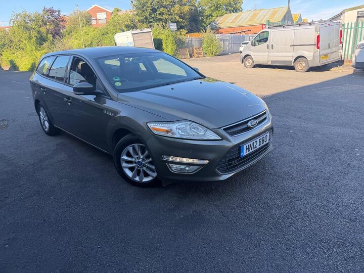 Ford Mondeo 1.6 TDCi ECOnetic Zetec Euro 5 (s/s) 5dr