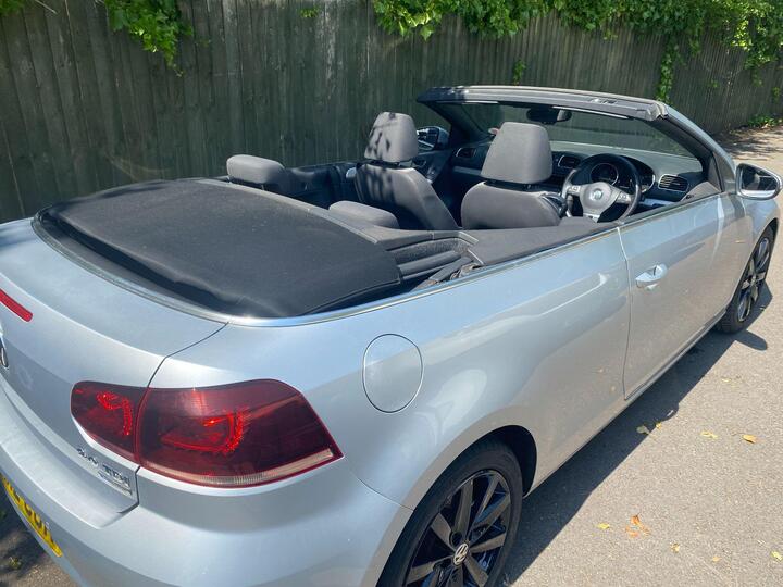 Volkswagen Golf 2.0 TDI BlueMotion Tech SE Cabriolet Euro 5 (s/s) 2dr