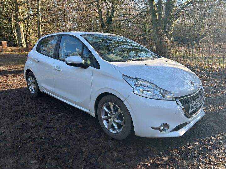 Peugeot 208 1.4 HDi Active Euro 5 5dr