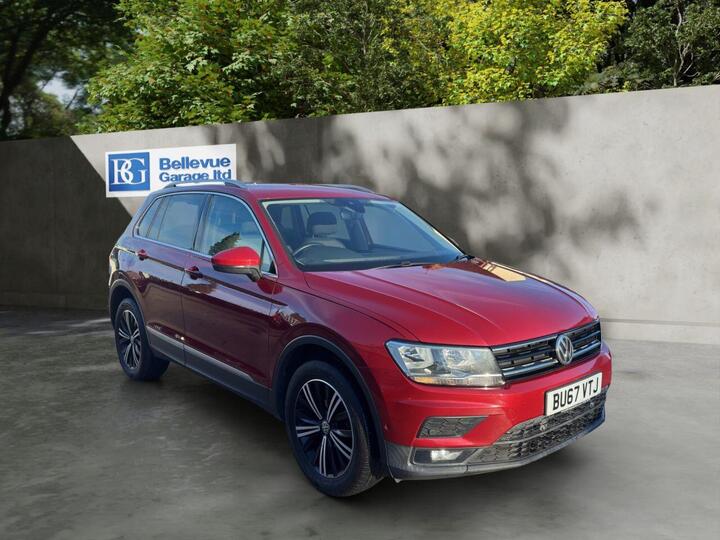 Volkswagen TIGUAN 2.0 TDI SE Navigation 4Motion Euro 6 (s/s) 5dr Volkswagen TIGUAN 2.0 TDI SE Navigation 4Motion Euro 6 (s/s) 5dr
