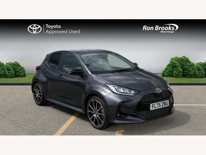 Toyota Yaris 1.5 VVT-h GR SPORT E-CVT Euro 6 (s/s) 5dr