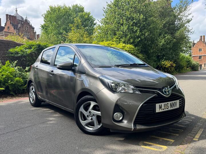 Toyota Yaris 1.5 VVT-h Icon E-CVT Euro 6 5dr