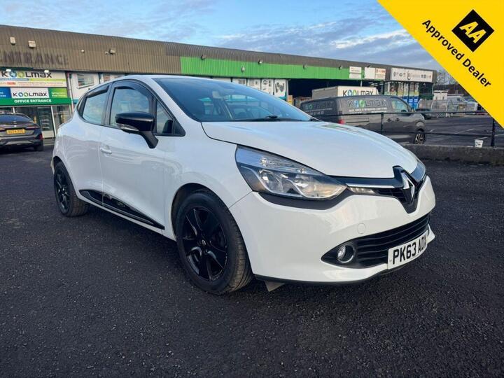 Renault CLIO 1.5 DCi Dynamique MediaNav Euro 5 (s/s) 5dr Renault CLIO 1.5 DCi Dynamique MediaNav Euro 5 (s/s) 5dr