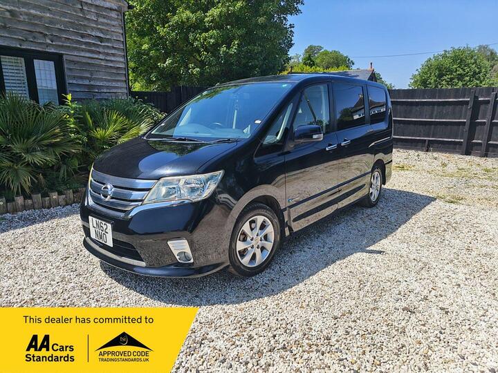Nissan Serena HYBRID HIGHWAY STAR CARPLAY