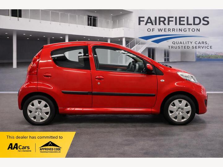 Peugeot 107 1.0 12V Urban 2 Tronic Euro 4 5dr