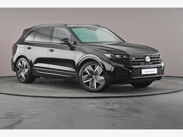 Volkswagen Touareg 3.0 TDI V6 Black Edition Tiptronic 4Motion Euro 6 (s/s) 5dr