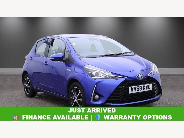 Toyota YARIS 1.5 VVT-h Icon Tech E-CVT Euro 6 (s/s) 5dr