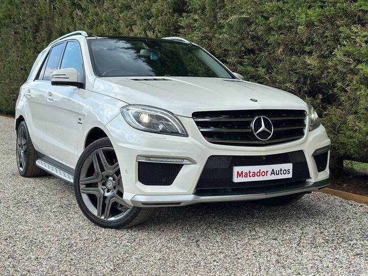 Mercedes-Benz M Class 5.5 ML63 V8 AMG SpdS+7GT 4WD Euro 5 (s/s) 5dr