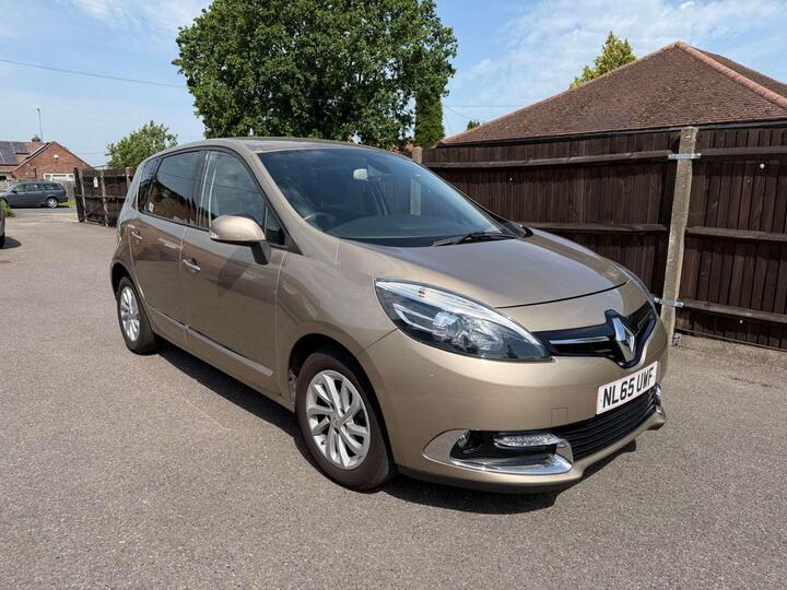 Renault Scenic 1.5 DCi Dynamique Nav Euro 6 (s/s) 5dr