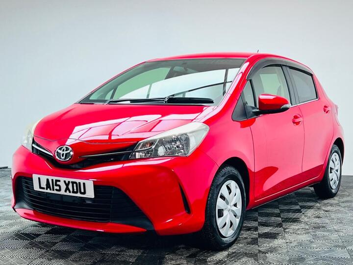 Toyota Yaris 1.33 Dual VVT-i Icon Multidrive S Euro 5 5dr Euro 5