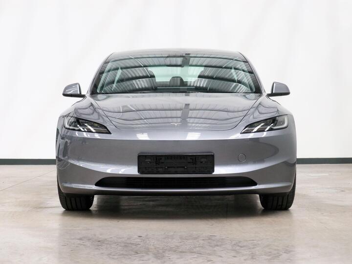 Tesla Model 3 Long Range Auto RWD 4dr