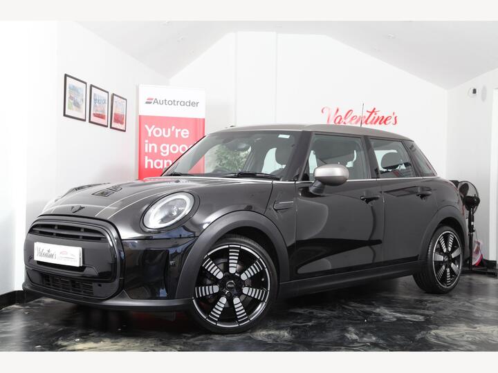 MINI Hatch 1.5 Cooper Exclusive Steptronic Euro 6 (s/s) 5dr