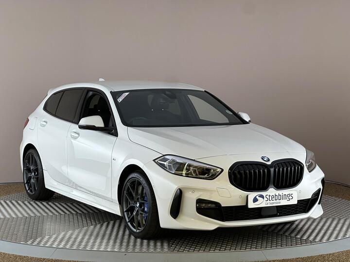 BMW 1 Series 1.5 118i M Sport (LCP) DCT Euro 6 (s/s) 5dr BMW 1 Series 1.5 118i M Sport (LCP) DCT Euro 6 (s/s) 5dr
