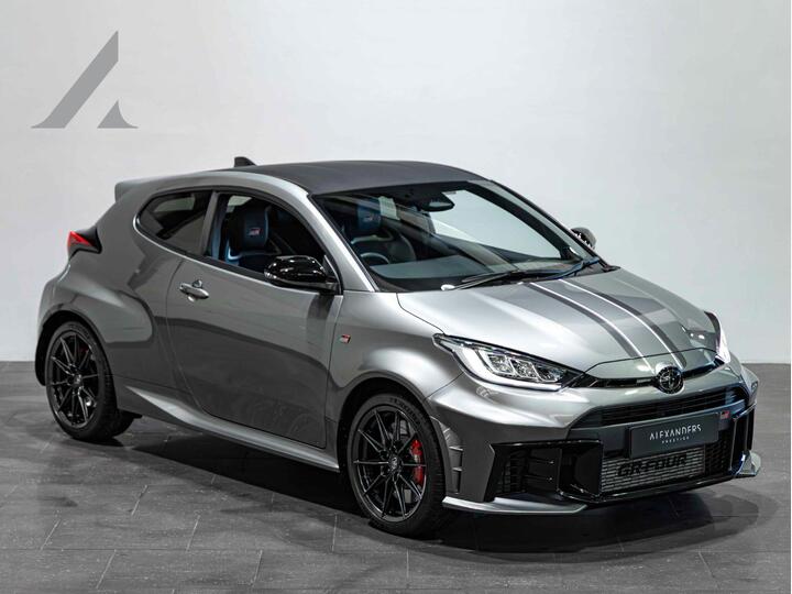 Toyota Yaris 1.6T GR AWD Euro 6 3dr Toyota Yaris 1.6T GR AWD Euro 6 3dr