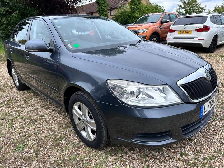 Skoda Octavia 1.9 TDI SE DSG Euro 4 5dr Skoda Octavia 1.9 TDI SE DSG Euro 4 5dr