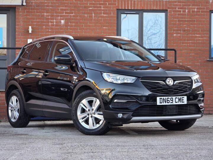 Vauxhall GRANDLAND X 1.2 Turbo Business Edition Nav Euro 6 (s/s) 5dr Vauxhall GRANDLAND X 1.2 Turbo Business Edition Nav Euro 6 (s/s) 5dr