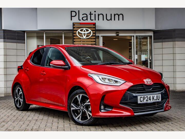 Toyota Yaris 1.5 VVT-h Design E-CVT Euro 6 (s/s) 5dr