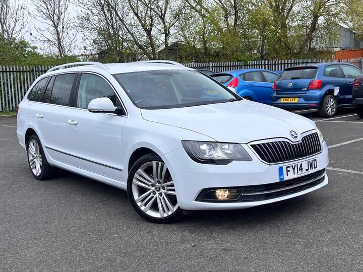 Skoda Superb 2.0 TDI Elegance DSG Euro 5 (s/s) 5dr