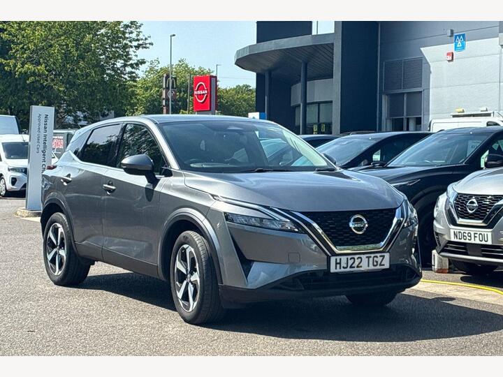 Nissan Qashqai 1.3 DIG-T MHEV N-Connecta XTRON Euro 6 (s/s) 5dr