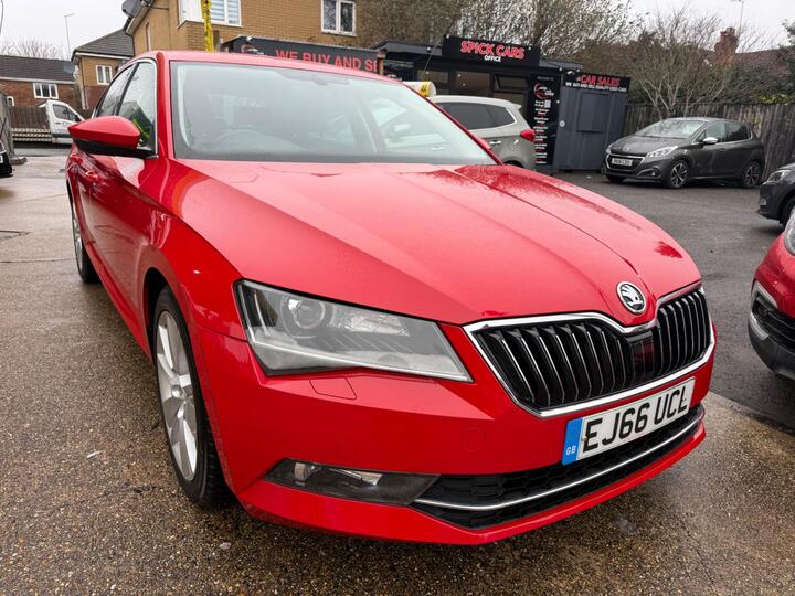 Skoda Superb 2.0 TDI SE L Executive DSG Auto 6Spd Euro 6 (s/s) 5dr