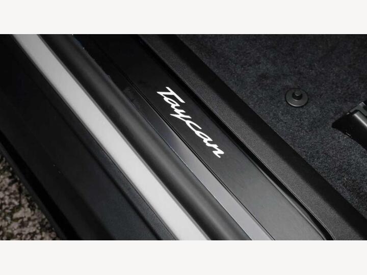 Porsche Taycan Performance Plus 105kWh Black Edition Sport Turismo Auto RWD 5dr (11kW Charger)