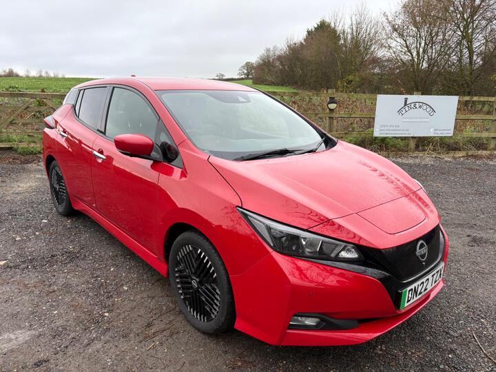 Nissan Leaf 39kWh N-Connecta Auto 5dr