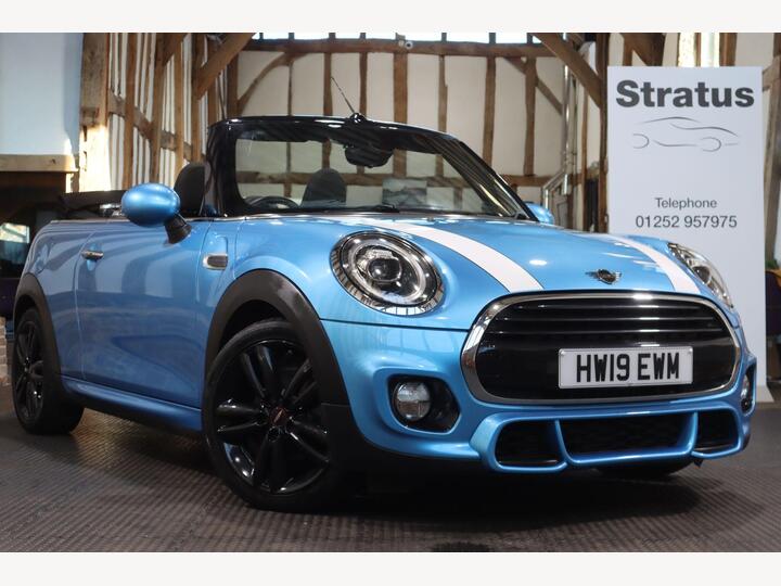 MINI Convertible 1.5 Cooper Sport Steptronic Euro 6 (s/s) 2dr MINI Convertible 1.5 Cooper Sport Steptronic Euro 6 (s/s) 2dr