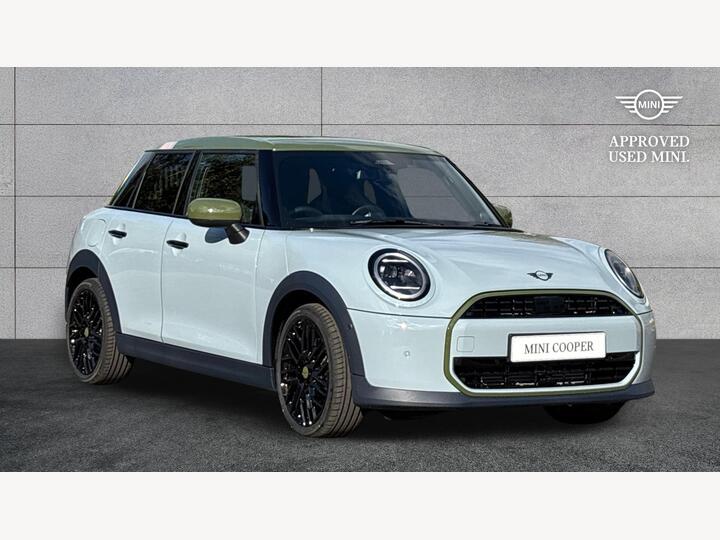 MINI Cooper 1.5C Paul Smith Edition Steptronic Euro 6 (s/s) 5dr