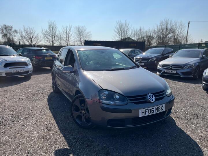 Volkswagen Golf 1.6 FSI SE 5dr Volkswagen Golf 1.6 FSI SE 5dr