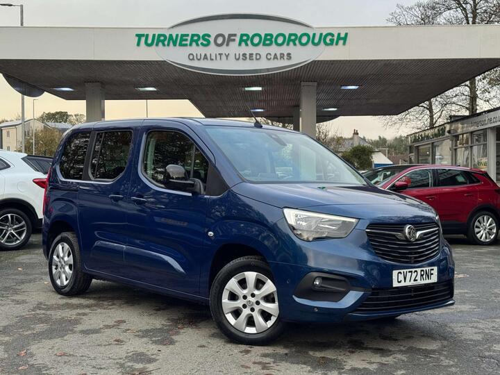 Vauxhall COMBO LIFE 1.5 Turbo D SE Euro 6 (s/s) 5dr Vauxhall COMBO LIFE 1.5 Turbo D SE Euro 6 (s/s) 5dr