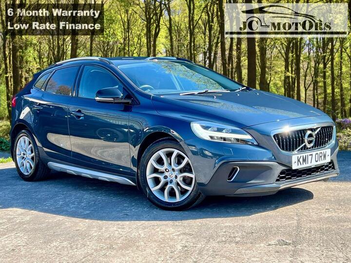 Volvo V40 Cross Country 2.0 D2 Pro Euro 6 (s/s) 5dr