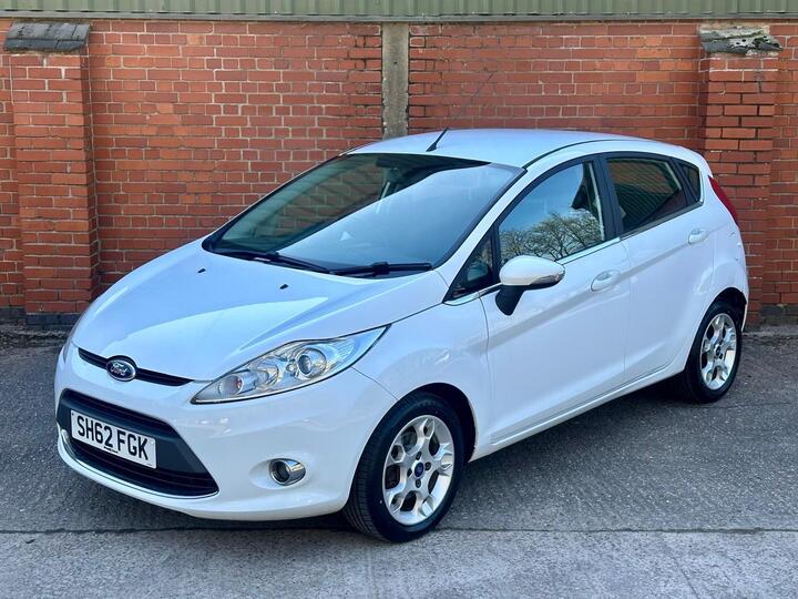 Ford Fiesta 1.25 Zetec 5dr
