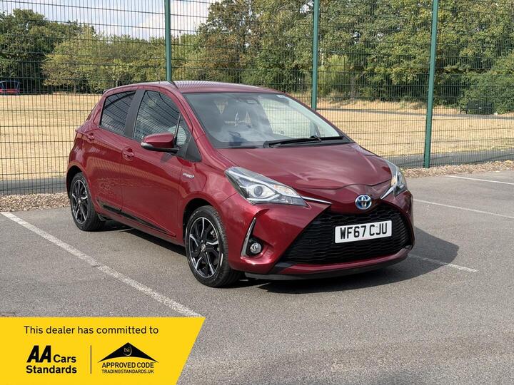 Toyota Yaris 1.5 VVT-h Design E-CVT Euro 6 (s/s) 5dr