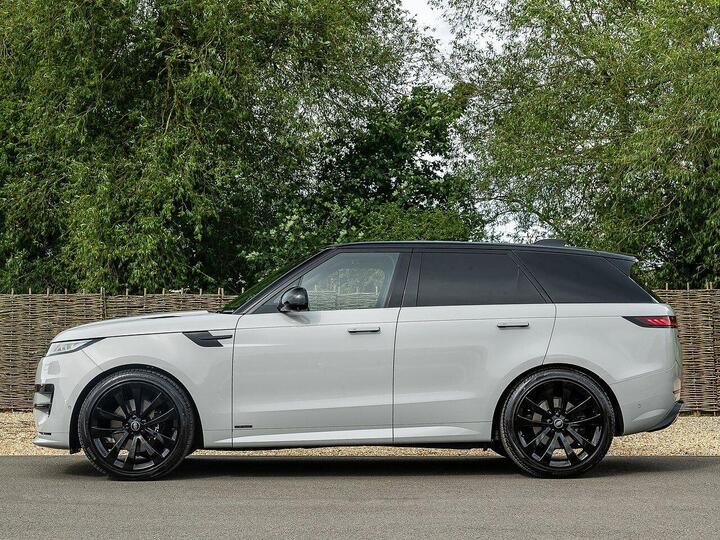 Land Rover RANGE ROVER SPORT 3.0 D300 MHEV Dynamic SE Auto 4WD Euro 6 (s/s) 5dr