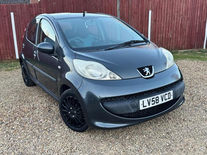 Peugeot 107 1.0 12V Urban Move Euro 4 5dr