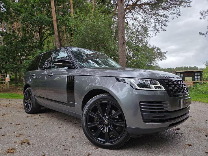 Land Rover Range Rover 3.0 TD V6 Vogue Auto 4WD Euro 6 (s/s) 5dr Land Rover Range Rover 3.0 TD V6 Vogue Auto 4WD Euro 6 (s/s) 5dr