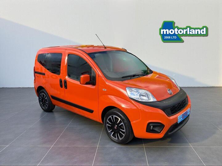 Fiat QUBO 1.4 Lounge Euro 6 5dr