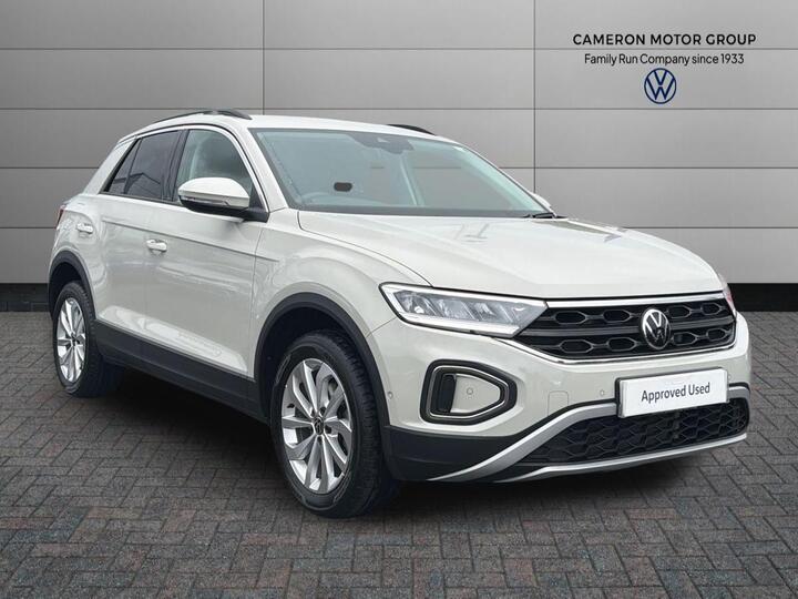 Volkswagen T-roc 1.0 TSI Match Euro 6 (s/s) 5dr Volkswagen T-roc 1.0 TSI Match Euro 6 (s/s) 5dr