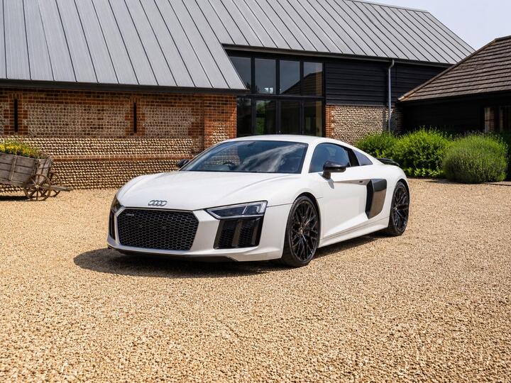 Audi R8 5.2 FSI V10 Plus S Tronic Quattro Euro 6 (s/s) 2dr