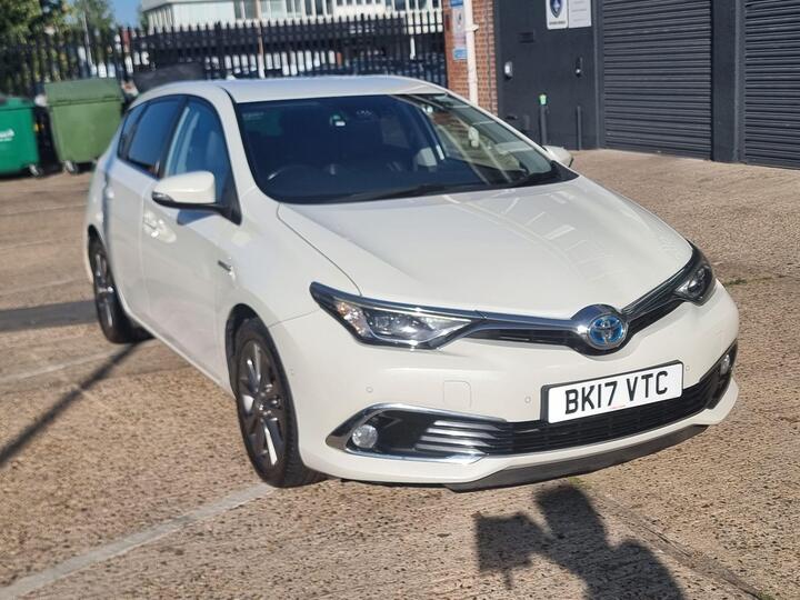 Toyota Auris 1.8 VVT-h Excel CVT Euro 6 (s/s) 5dr (Safety Sense)