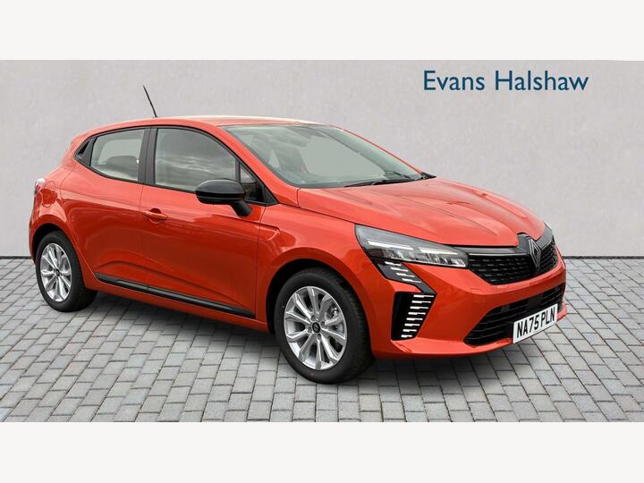 Renault CLIO HATCHBACK 1.6 E-TECH Evolution Auto Euro 6 (s/s) 5dr Renault CLIO HATCHBACK 1.6 E-TECH Evolution Auto Euro 6 (s/s) 5dr