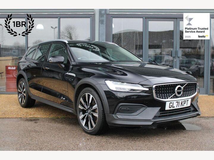 Volvo V60 Cross Country 2.0 B5 MHEV Auto AWD Euro 6 (s/s) 5dr